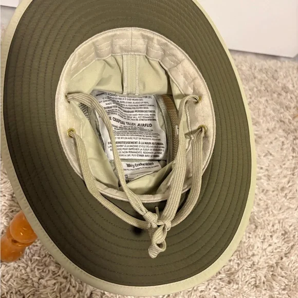 Tilley Airflo Hat in khaki, size 7 (small), EUC - Picture 6 of 8